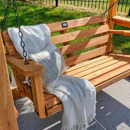 Miniatura 4 de Backyard Discovery Callahan - Pérgola Banco Oscilante de Madera de Cedro para Patio al Aire Libre de 8' x 5' con Enrejado, Asiento para Dos