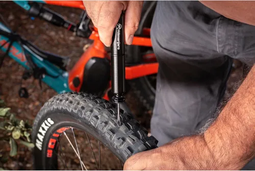 Miniatura 8 de Kilimanjaro - Kit de reparación de neumáticos de bicicleta compacto sin cámara – Herramientas portátiles de reparación de pinchazos para bicicletas
