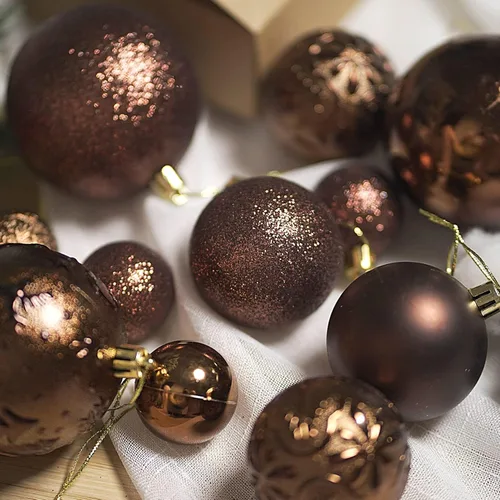 Miniatura 4 de Senjie Adornos de Navidad inastillables marrones, 32 bolas esféricas para árboles de Navidad