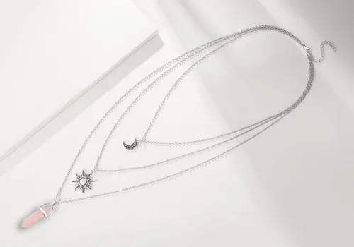 Miniatura 11 de Collar gótico de sol y luna para mujer, collares con colgante de cristal, accesorios Y2K, collar de luna creciente en capas para mujer, collar