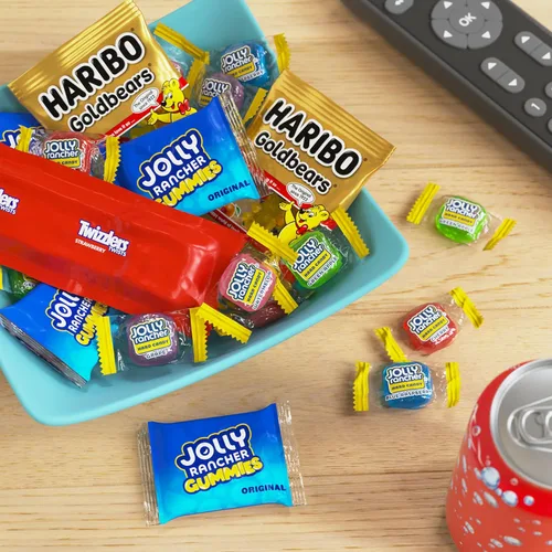 Miniatura 6 de HARIBO, JOLLY RANCHER y TWIZZLERS - Paquete surtido de dulces con sabor a frutas, 31.4 onzas