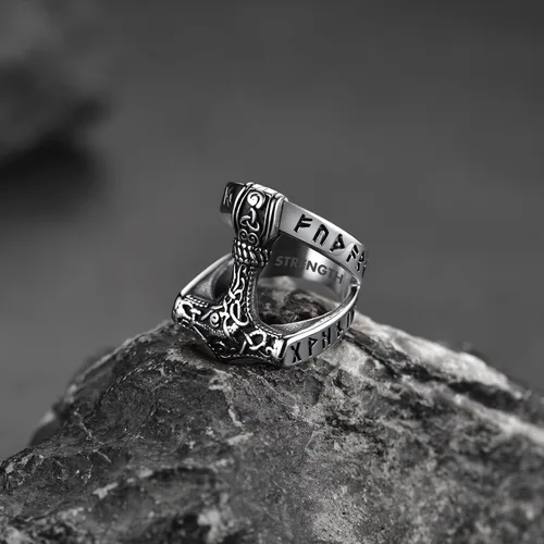 Miniatura 9 de FaithHeart Norse Viking Jewelry - Anillo de acero inoxidable de guerrero para hombre con diseño vikingo de cabeza de lobomartillo de Thor
