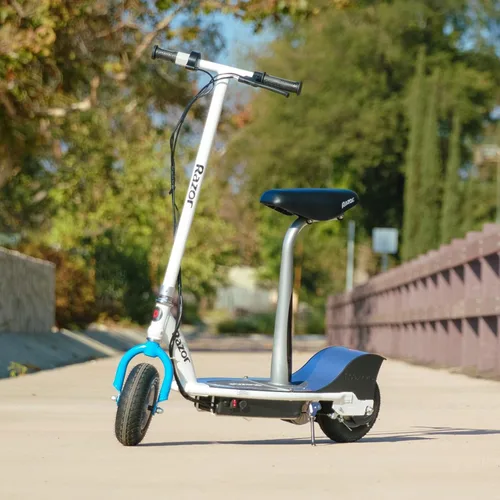 Miniatura 6 de Razor E300S - Patinete eléctrico sentado para mayores de 13 años, peso máximo de 220 libras, motor de 250 W, hasta 15 mph, tiempo de conducción