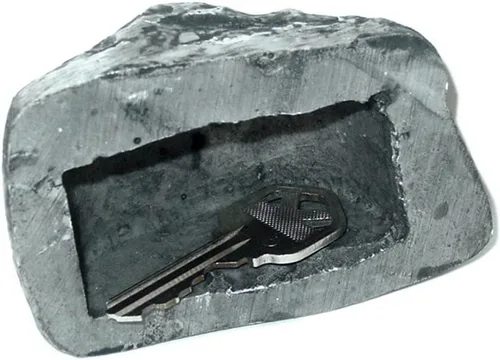 Gran roca falsa para ocultar una llave: se ve y se siente como rock real