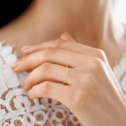 Miniatura 7 de Szul - Anillo delgado apilable de oro amarillo 14K, banda (.75 mm)., oro amarillo, 7.5, WBU58059-75