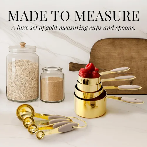 Miniatura 3 de Juego de tazas y cucharas medidoras doradas de latón de 8 piezas con asas de silicona beige para un agarre cómodo – accesorios de cocina dorados
