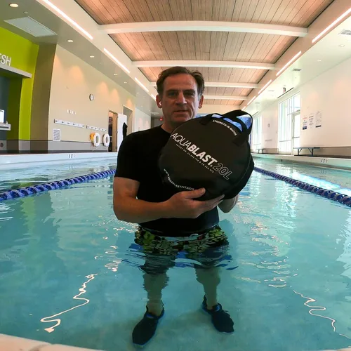 Miniatura 3 de AquaBLAST - Saco de boxeo portátil para piscinas y spas de natación Entrenamiento de cuerpo completo y de bajo impacto