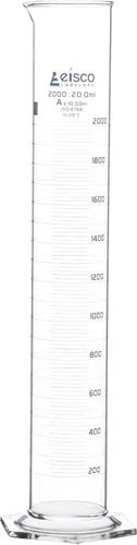 Cilindro graduado, 67.6 fl oz - Tolerancia clase A ±10.0.0 fl oz - Base hexagonal - Graduaciones azules - Vidrio de borosilicato 3.3 - Eisco Labs