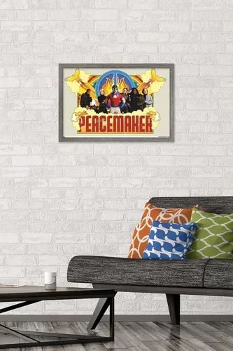 Miniatura 2 de Trends International DC Comics TV Peacemaker - Póster de pared de grupo, 22.4 pulgadas de largo x 14.7 pulgadas, versión enmarcada de madera