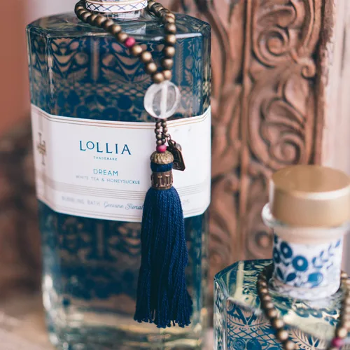 Miniatura 5 de Lollia Baño de Burbujas de los Sueños, Hidratante para la Piel y Hidratación Profunda, Aceite de Aguacate y Té Verde, Jabón de Baño Burbujeante