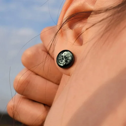 Miniatura 2 de FLYUN 6 pares de aretes de calavera para hombre, aretes de calibre falso, aretes de tapones falsos para hombres y hombres, aretes negros