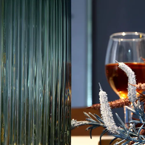 Miniatura 3 de Florero cilíndrico pequeño de cristal verde acanalado para decoración de centros de mesa de comedor de granja