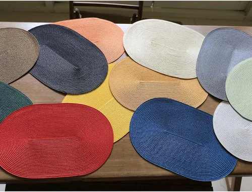 Miniatura 8 de FunWheat Juego de 4 manteles individuales ovalados trenzados para mesas de comedor, lavables, resistentes al calor, para uso en interiores y Beige