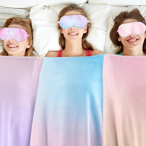 Miniatura 6 de Fanfanwin 18 piezas de suministros de fiesta de pijamas para niñas, 6 estilos lindos degradados, 6 diademas de forro polar coral para spa, 6