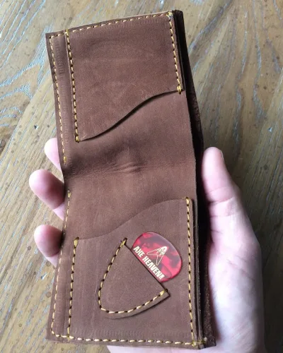 Miniatura 3 de AXE HEAVEN GW-010 Cartera de guitarra eléctrica hecha a mano de cuero