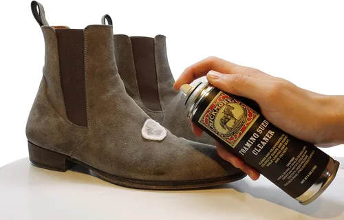 Miniatura 2 de Bickmore Espray limpiador de gamuza espumosa, removedor de manchas de gamuza y nobuck para zapatos, botas y accesorios