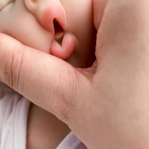 Miniatura 3 de Abenduot Muñeca de bebé de silicona de cuerpo completo de 13 pulgadas con boca que se puede abrir, muñeca recién nacida realista de silicona suave