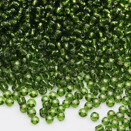 Bala&Fillic Cuentas de cristal de tamaño 12/0, color verde militar, 0.079 pulgadas (0.079 in), cuentas de semillas con forro plateado transparente