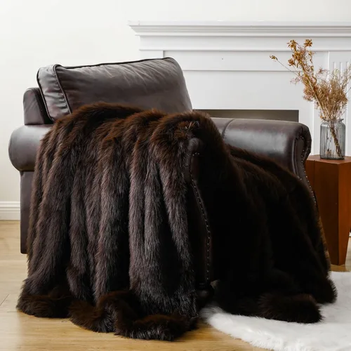 Miniatura 23 de BATTILO HOME Manta de Tiro de Piel Sintética Negra Mullida y Lujosa, Manta Negra para Sofá, Sillón, Silla, Cama, Mantas de Piel Mullida, Suave