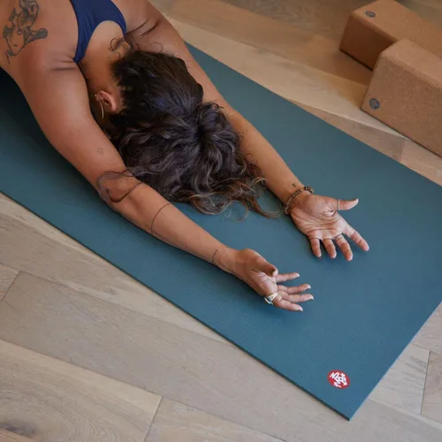 Miniatura 6 de Manduka Esterilla de yoga PRO - 0.236 in Durabilidad de por vida Construcción higiénica Calidad de estudio premium Aprobado por profesores
