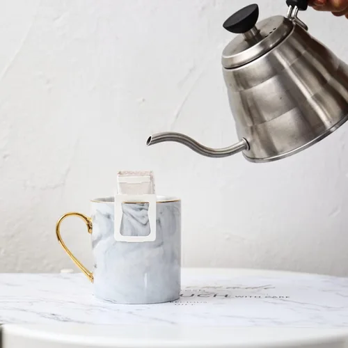 Miniatura 5 de Taza de café de mármol de 14 onzas, taza para los amantes, tazas de té de cerámica con mango dorado, taza de cerámica novedosa para el hogar