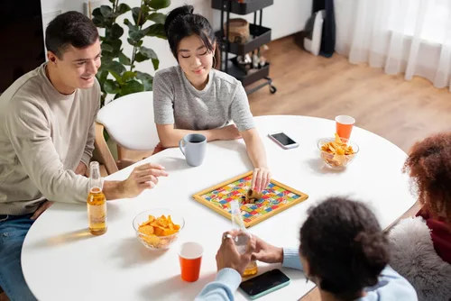 Miniatura 2 de Madera de pino hecha a mano hecha a mano 2 en 1 Ludo serpientes magnéticas y escaleras juego de mesa de viaje completo para adultos y familia