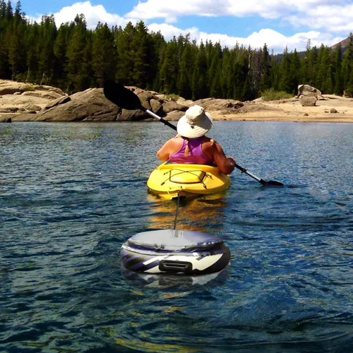 Miniatura 2 de Adventure-30 Kayak River Cooler con cuerda de remolque, aislamiento de PVC resistente, diseño inflable flotante, ideal para navegación y kayak