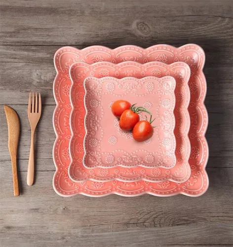Miniatura 7 de Eplze YBK Tech - Elegante plato cuadrado de encaje en relieve, plato de postre de porcelana de hueso para desayuno o té de la tarde