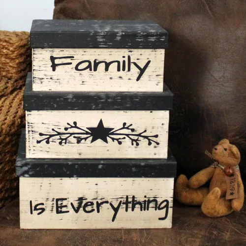 Miniatura 5 de CVHOMEDECO. Cajas anidadas rectangulares vintage primitivas de cartón “La familia lo es todo”, grandes 12 x 9 x 14 cm. Juego de 3.