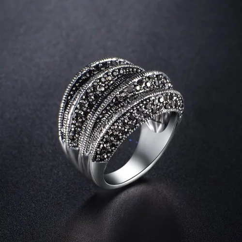 Miniatura 2 de Mytys Anillos llamativos para mujer con circonitas negras, diseño ondulado, anillo de banda ancha vintage