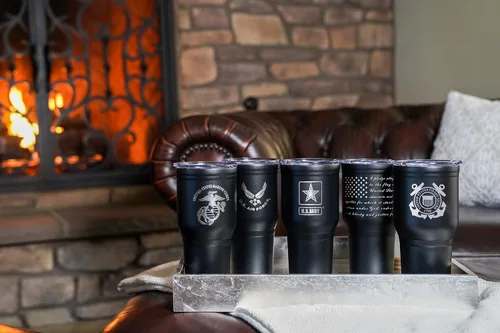 Miniatura 5 de Military Gift Shop Taza de viaje de café de la Fuerza Aérea de 30 onzas, vaso de café aislado al vacío de doble pared, taza de café de acero