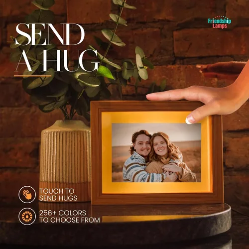 Miniatura 4 de Friendship Lamp® Marco de Fotos de Madera de Pino Nudoso Hecho a Mano en Estados Unidos - Lámpara Táctil Wi-Fi con Luz LED para Larga Distancia