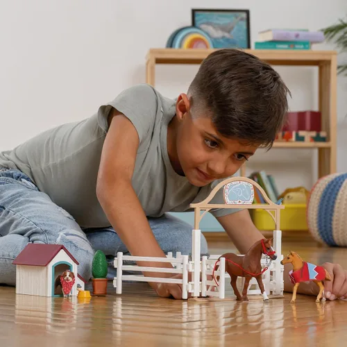 Miniatura 5 de Schleich Horse Club - Juego de caballos de huésped de Hannah, juego de 20 piezas con establo de caballos que incluye yegua, potro, muñeca Hannah