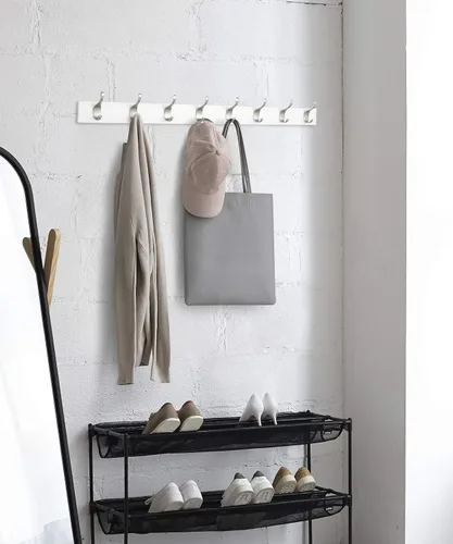 Miniatura 5 de Amazon Basics Perchero moderno montado en la pared con ganchos de almacenamiento versátiles, rectangular, 8 ganchos, color blanco Rectangular
