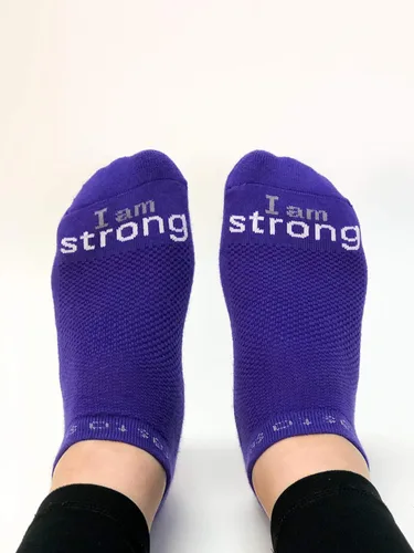 Miniatura 4 de notes to self - Calcetines I am Strong - Calcetines inspiradores para mujeres y hombres