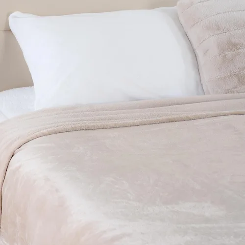 Miniatura 9 de Berkshire Blanket Cobija de terciopelo VelvetLoft® clásica para cama tamaño King, ligera y suave, de felpa esponjosa para cama y sofá, color grano