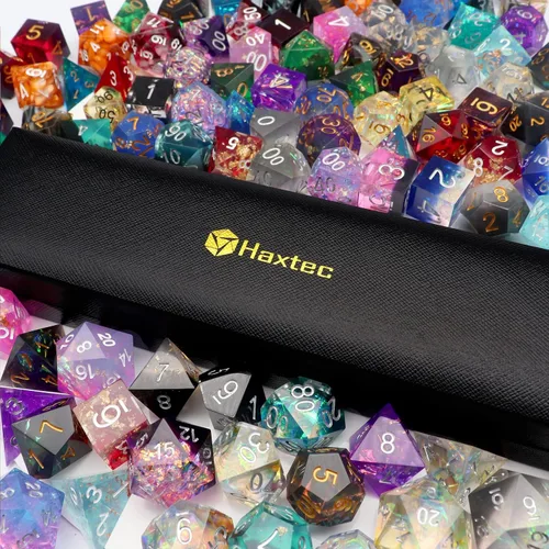 Miniatura 23 de Haxtec Juego de dados brillantes de borde afilado, dados DND de resina hechos a mano con inclusión de Mylar iridiscente, mezcla de color morado Azul