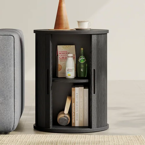 LINSY HOME Mesa Auxiliar Redonda Acanalada, Mesa Lateral Alta con Puerta Tambour Deslizante y Estante de Almacenamiento, Mesita de Noche Moderna de