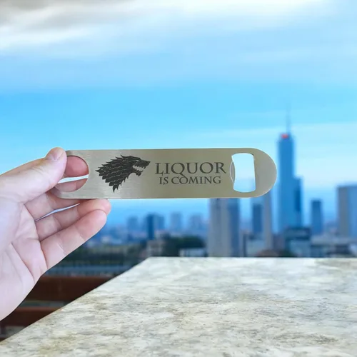Miniatura 3 de Abridor de botellas: el licor está llegando