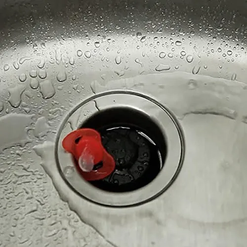 Miniatura 5 de Filtro para desagües y raspador Danco con Microban, 10451 Rojo
