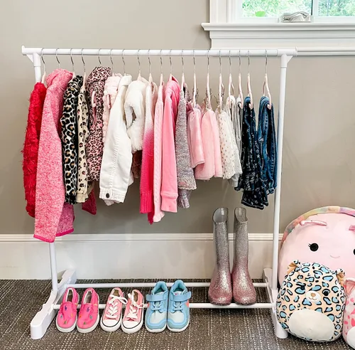 Colgador para ropa de niños - Organizador de ropero para niños - Con colgadores de terciopelo para ropa de niños (Incluye 10 colgadores para niños)