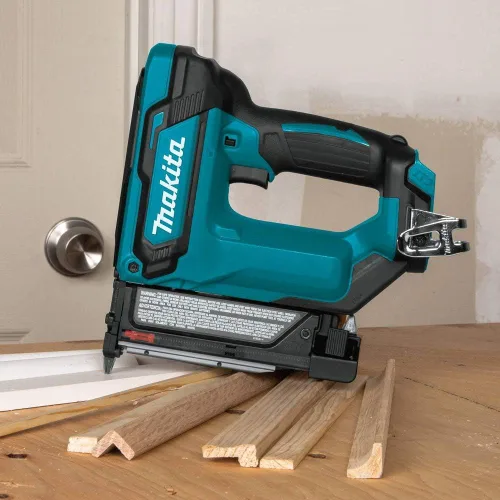 Miniatura 5 de Makita Clavadora inalámbrica de iones de litio TP03Z 12V Max CXT