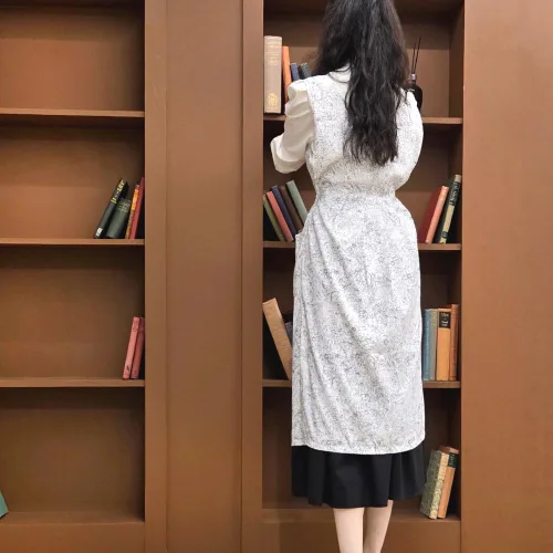 Miniatura 3 de IRODA Delantal impermeable para mujer, diseño floral elegante, tela 100% impermeable, ajuste ajustable, suave y ligero