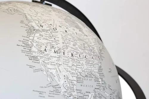 Miniatura 3 de Impresionante globo de suelo de diseño de 16 pulgadas de diámetro. Cartografía de Estados Unidos, fabricado en Estados Unidos. Soporte moderno