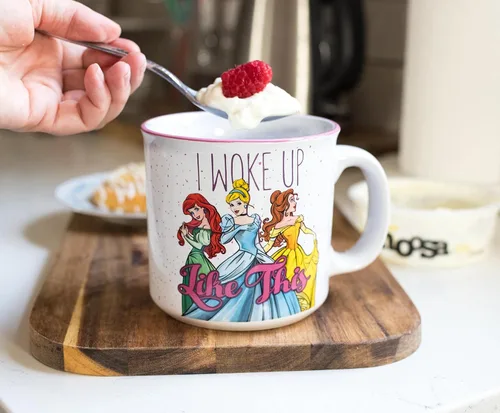 Miniatura 5 de Silver Buffalo Disney Princess I Woke Up Like This - Taza de cerámica con Ariel, Cenicienta y Belle, 20 onzas