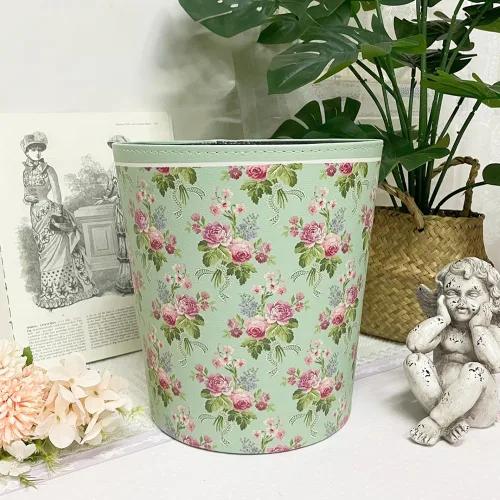 Miniatura 5 de Bote de basura rosa con lazo de cuero para dormitorio, contenedor de basura redondo impermeable con patrón de bailarina de ballet para dormitorio