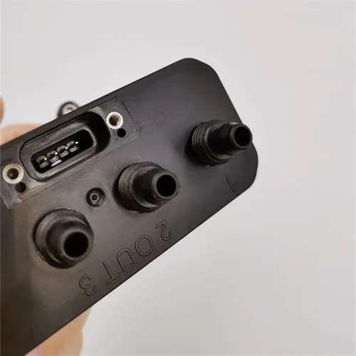 Miniatura 5 de [Piezas de drones] Agricultura Agras Drone Caudalímetro electromagnético de cuatro canales para DJI T20 [Instalación fácil]