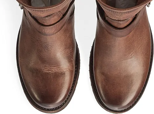 Miniatura 5 de Frye Veronica Botines para mujer hechos de cuero cepillado de grano completo con herrajes de metal antiguo e impermeables, construcción de ribete