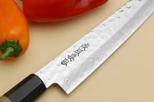 Miniatura 6 de Yoshihiro Juego de cuchillos de chef Gyuto de Damasco martillado de 46 capas y cuchillo utilitario (Gyuto 8.25 pulgadas (8.268 in) y pequeño 6 Mango