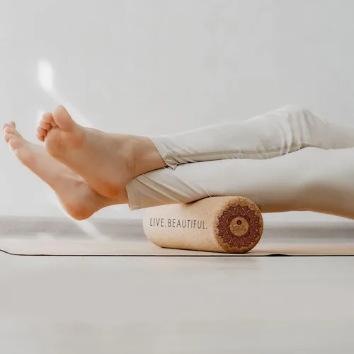 Miniatura 5 de Yoga Design LAB El rodillo de corcho Libera los músculos tensos, mejora la circulación, disminuye el dolor, masajea el tejido Ideal para todas